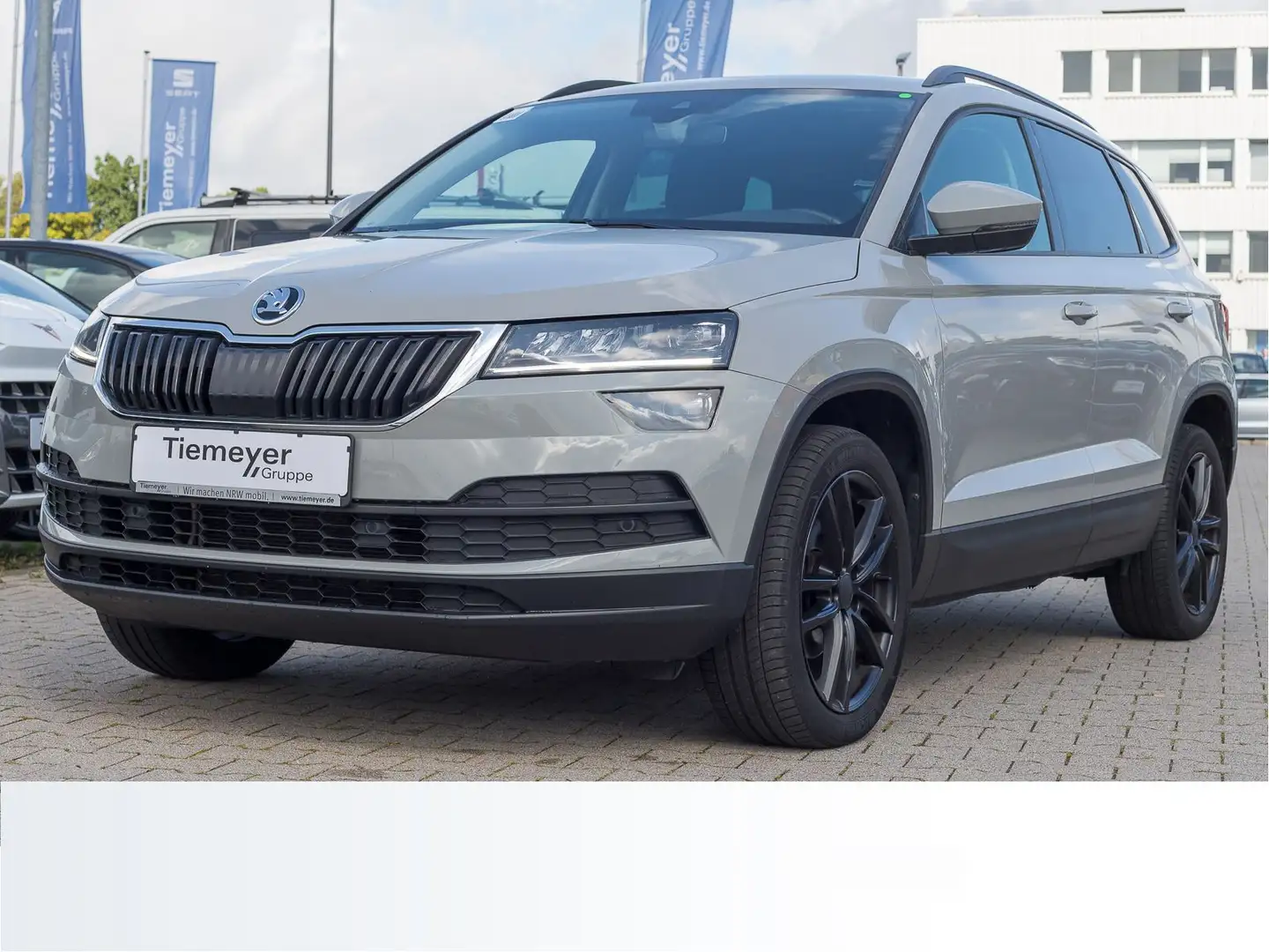 Skoda Karoq 1.5 TSI DSG STYLE NAVI LED KAMERA Gris - 2