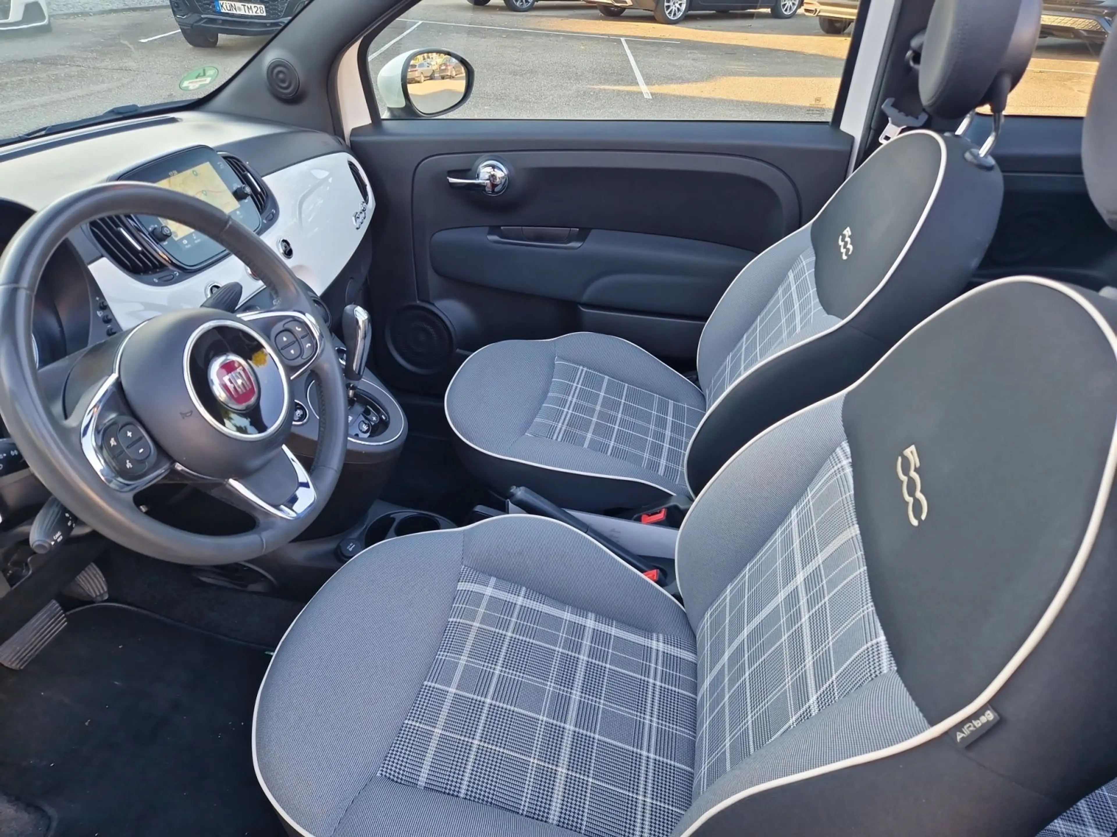 Fiat 500 Lounge — photo 9