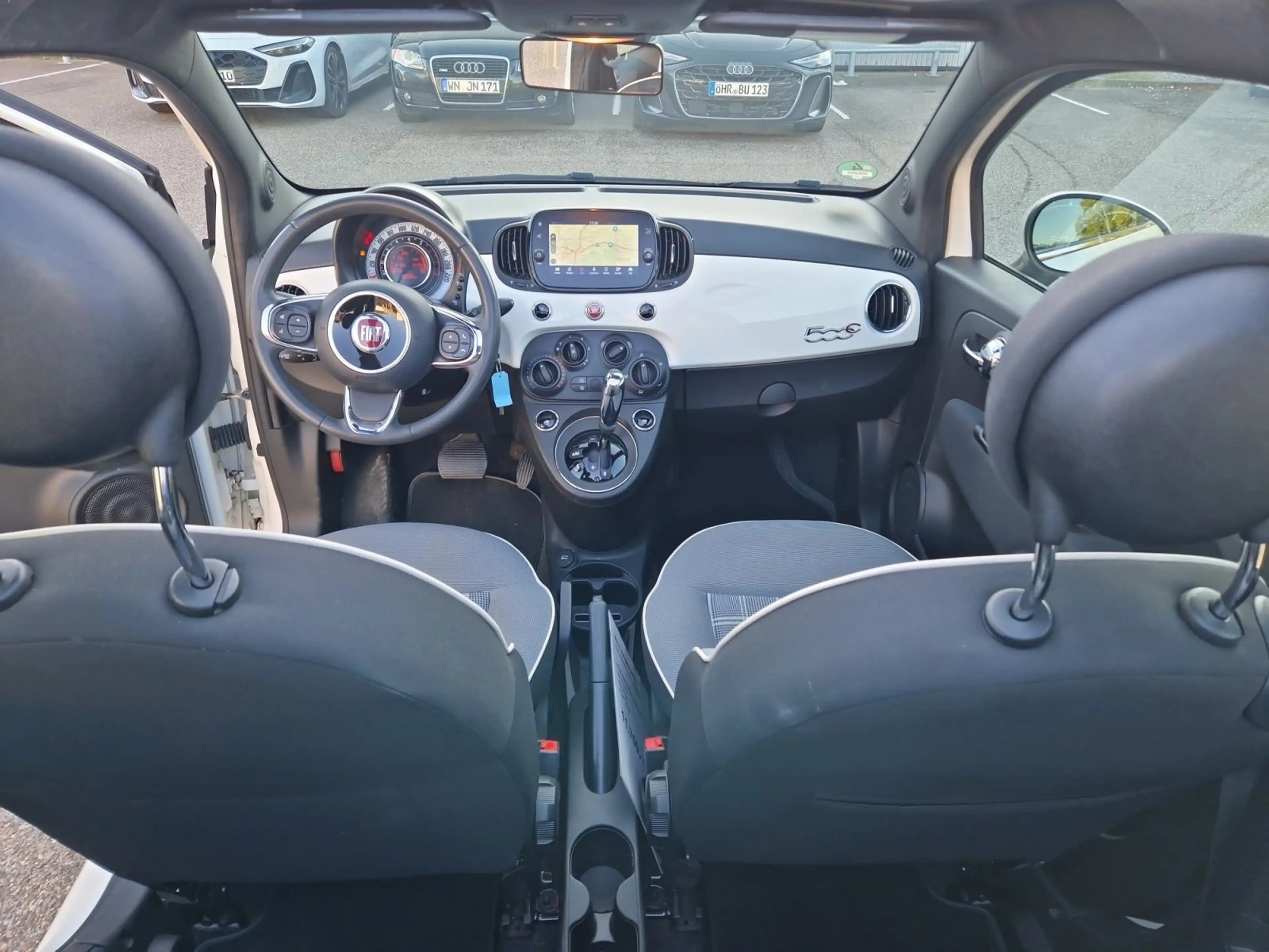 Fiat 500 Lounge — photo 10