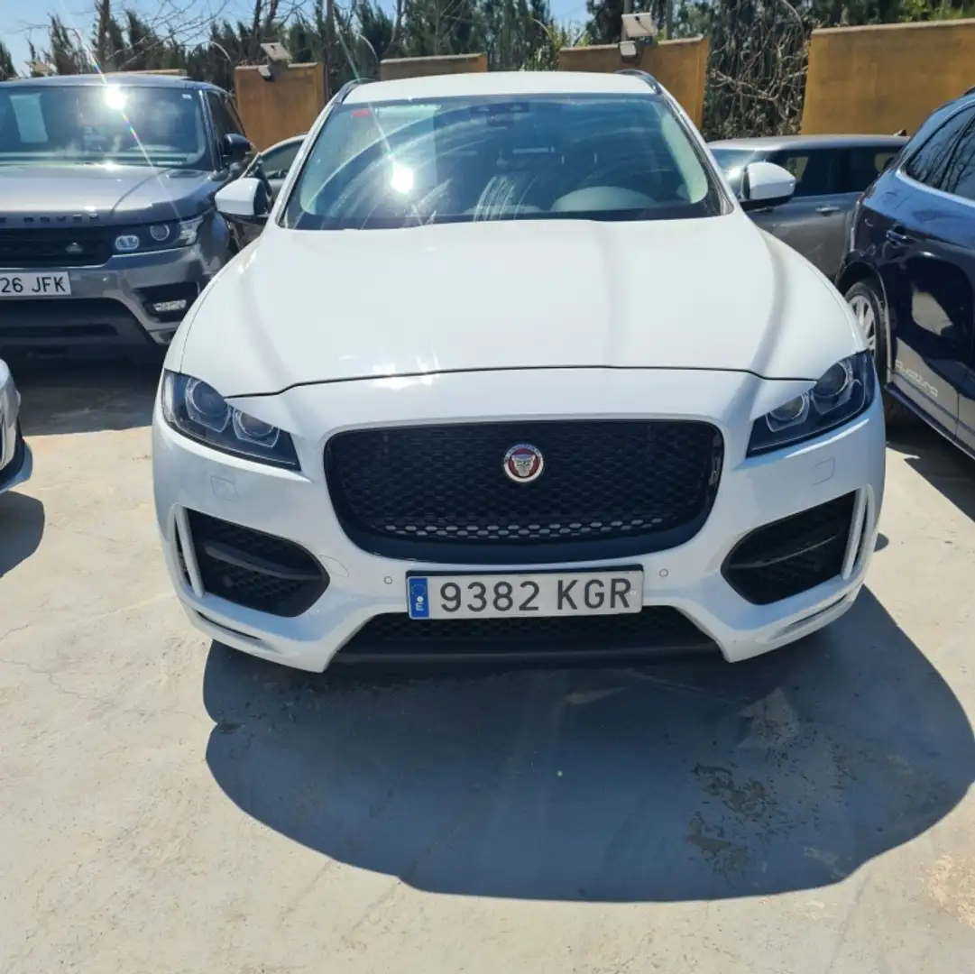 Jaguar F-Pace 2.0i4D R-Sport Aut. RWD 180 Weiß - 1