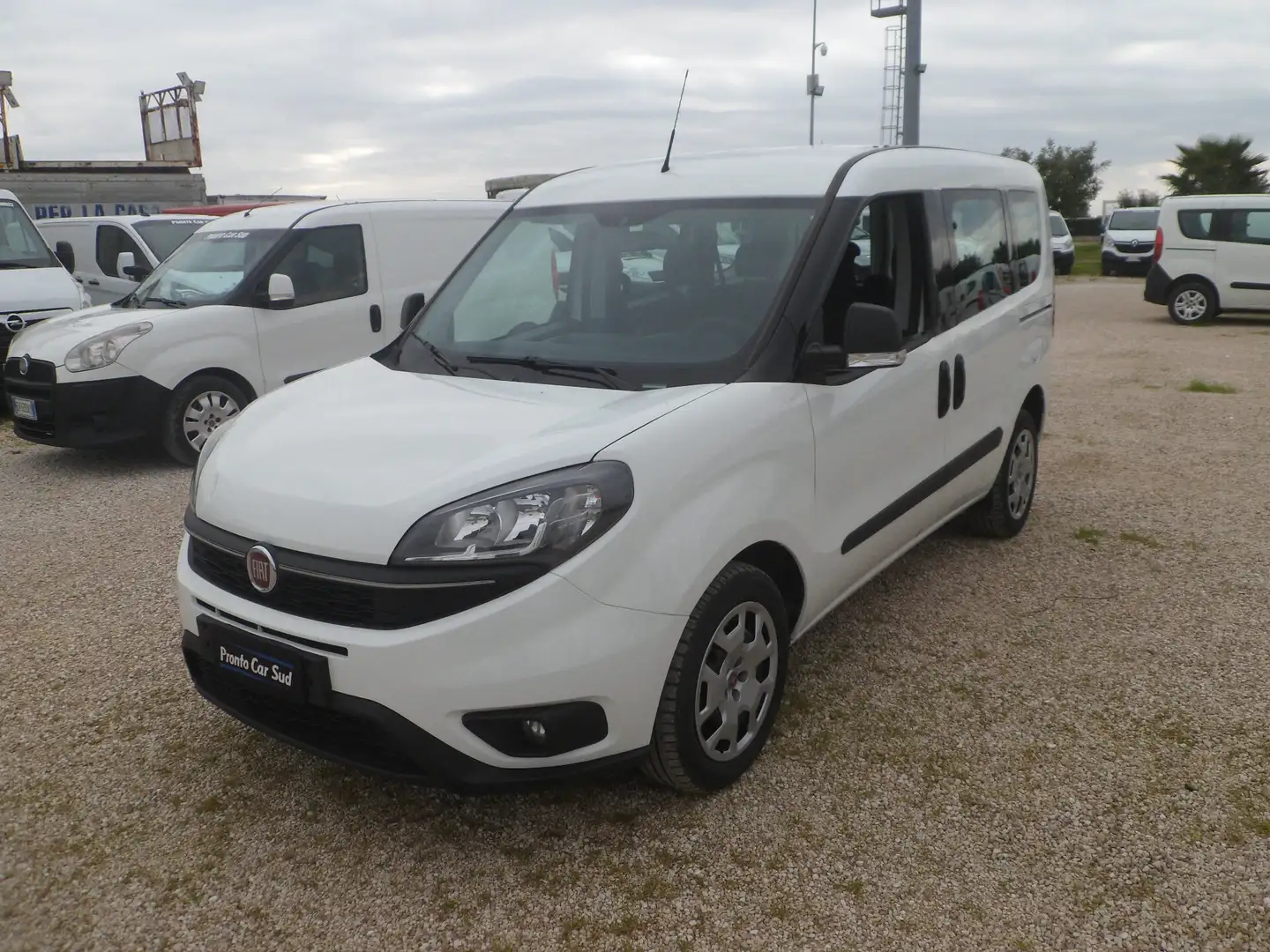 Fiat Doblo 5 posti autocarro Blanc - 1