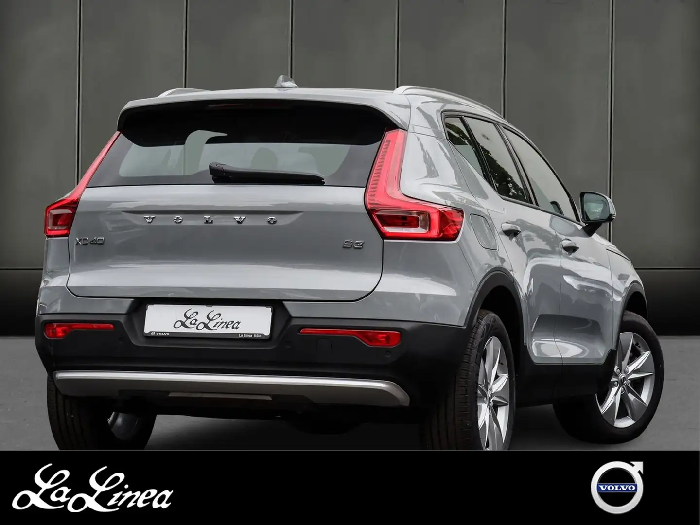 Volvo XC40 B3 (B) Core NP:48.720,-//BLIS/ACC/MEMORY Grigio - 2