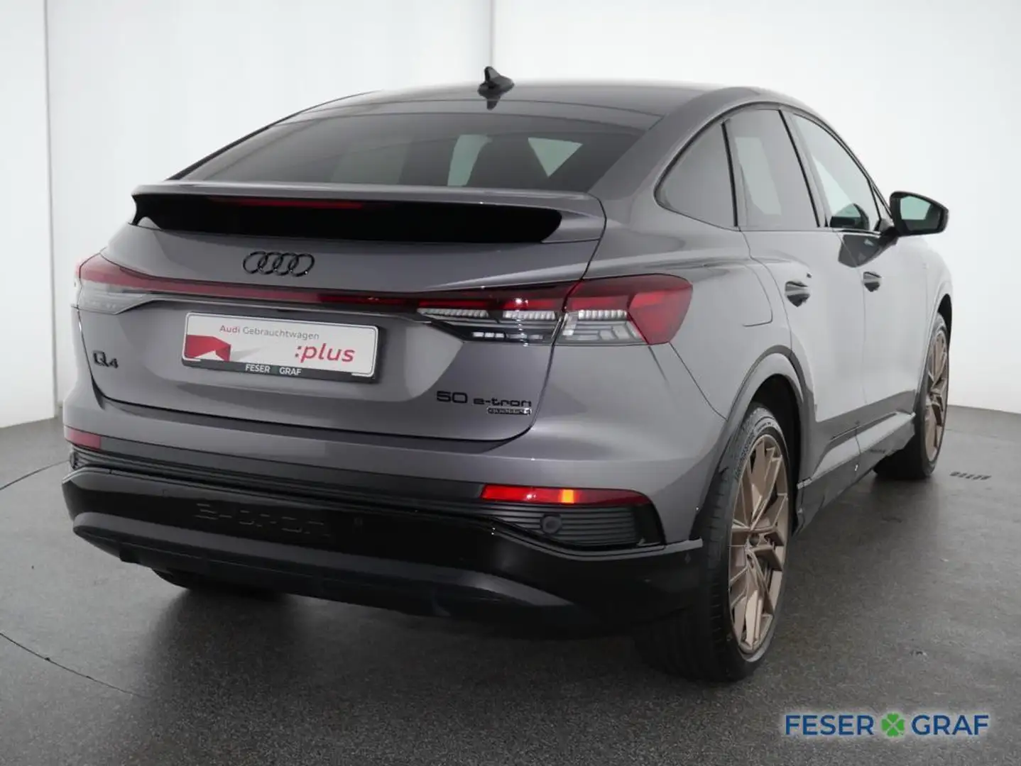 Audi Q4 e-tron e tron Sportback S line 50 quattro SONOS/ Navi pro Grau - 2
