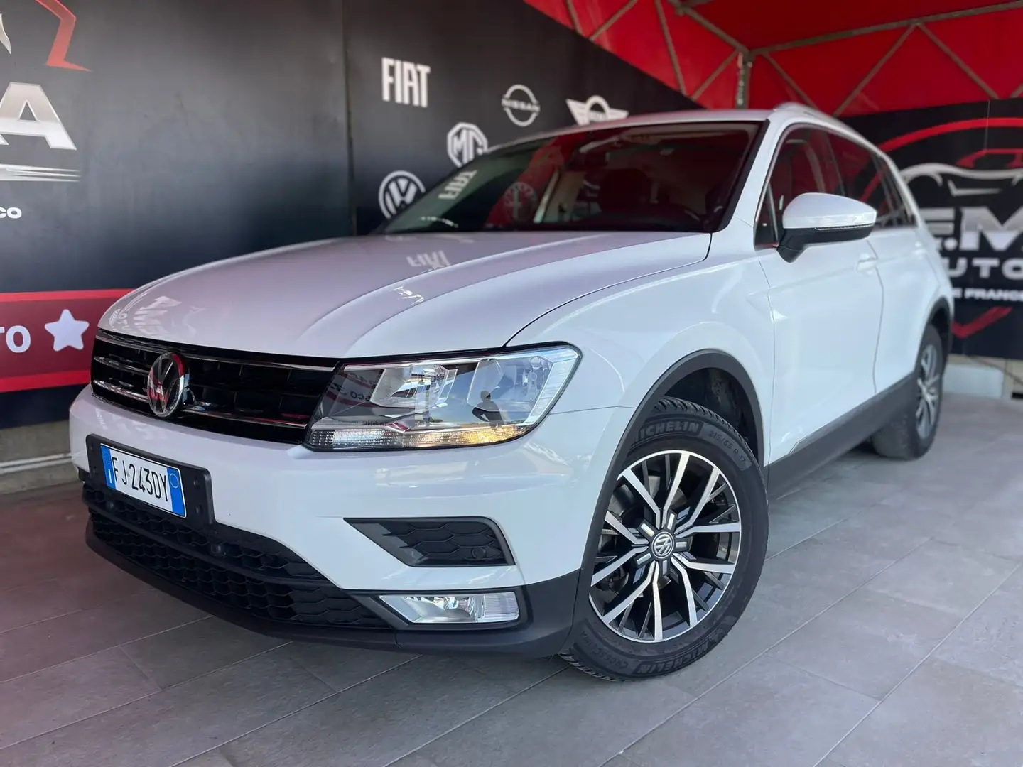 Volkswagen Tiguan 2.0 TDI SCR DSG Style BlueMotion Technology Blanc - 2