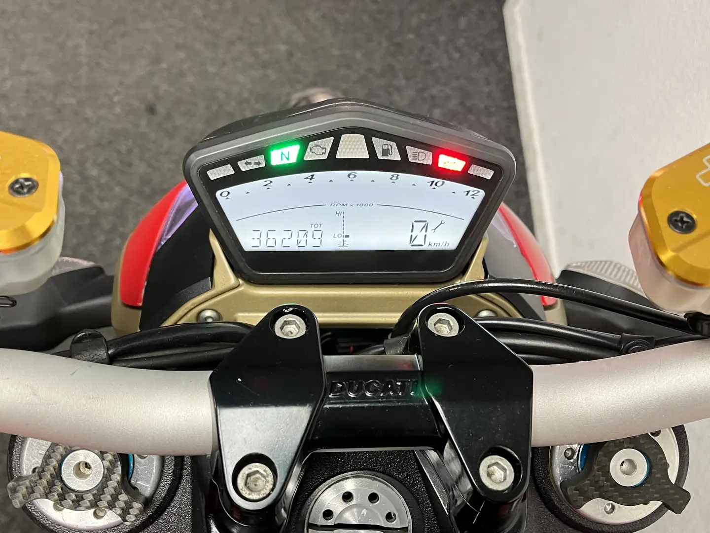 Ducati Streetfighter 1098 S Kırmızı - 2