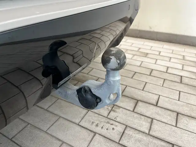 BMW X3 view 11