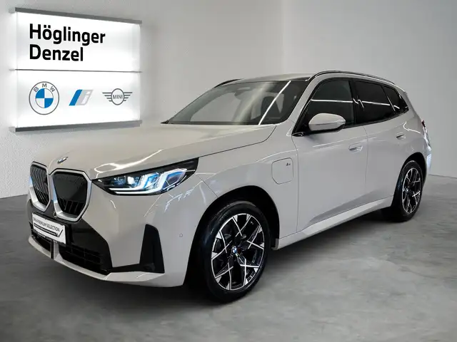 BMW X3 view 2