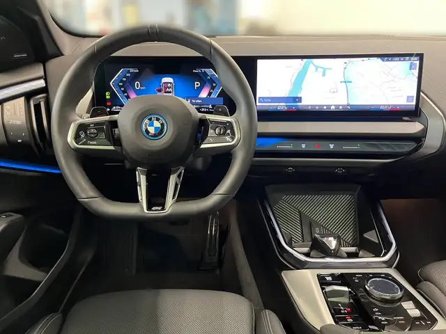 BMW X3 view 7