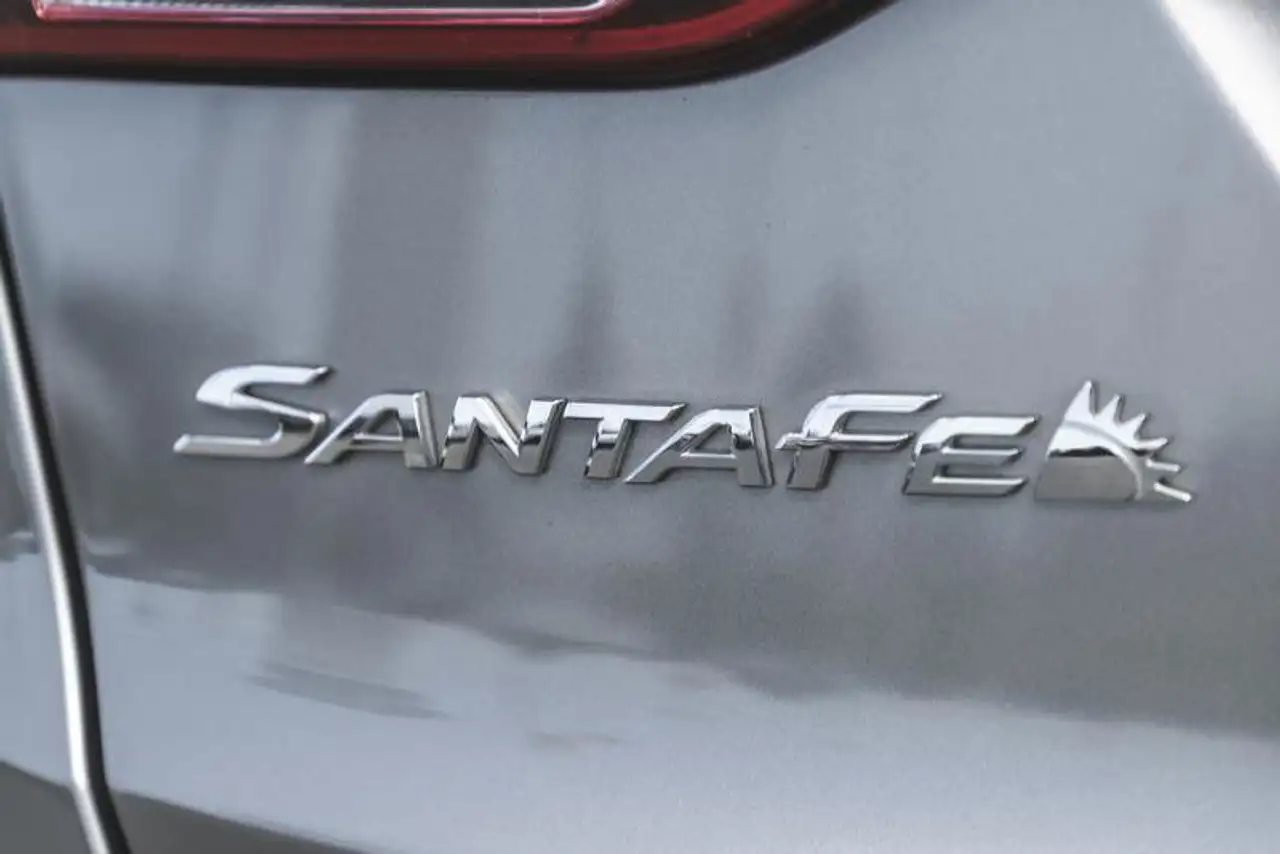 Hyundai SANTA FE снимка Hyundai SANTA FE