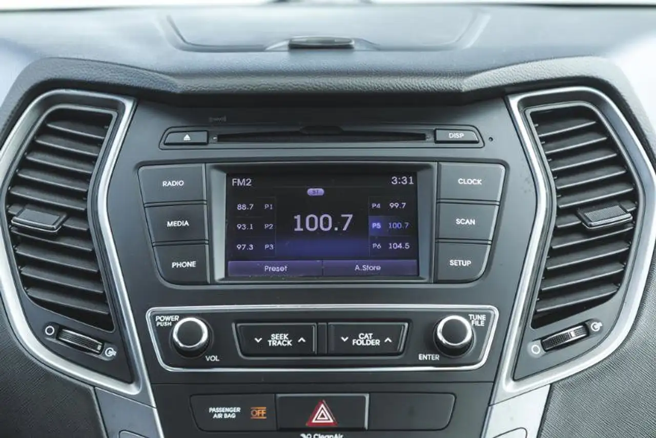 Hyundai SANTA FE снимка Hyundai SANTA FE