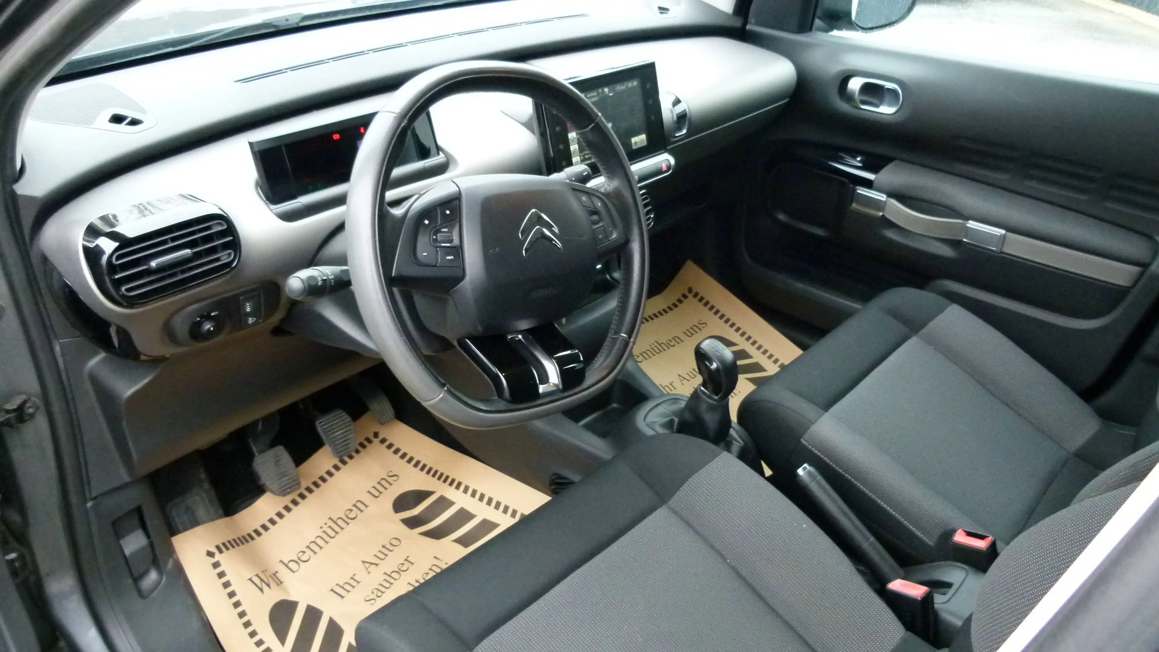 Citroen C4 Cactus 1,6 BHDI NAVI TEMPOMAT KLIMA — photo 12