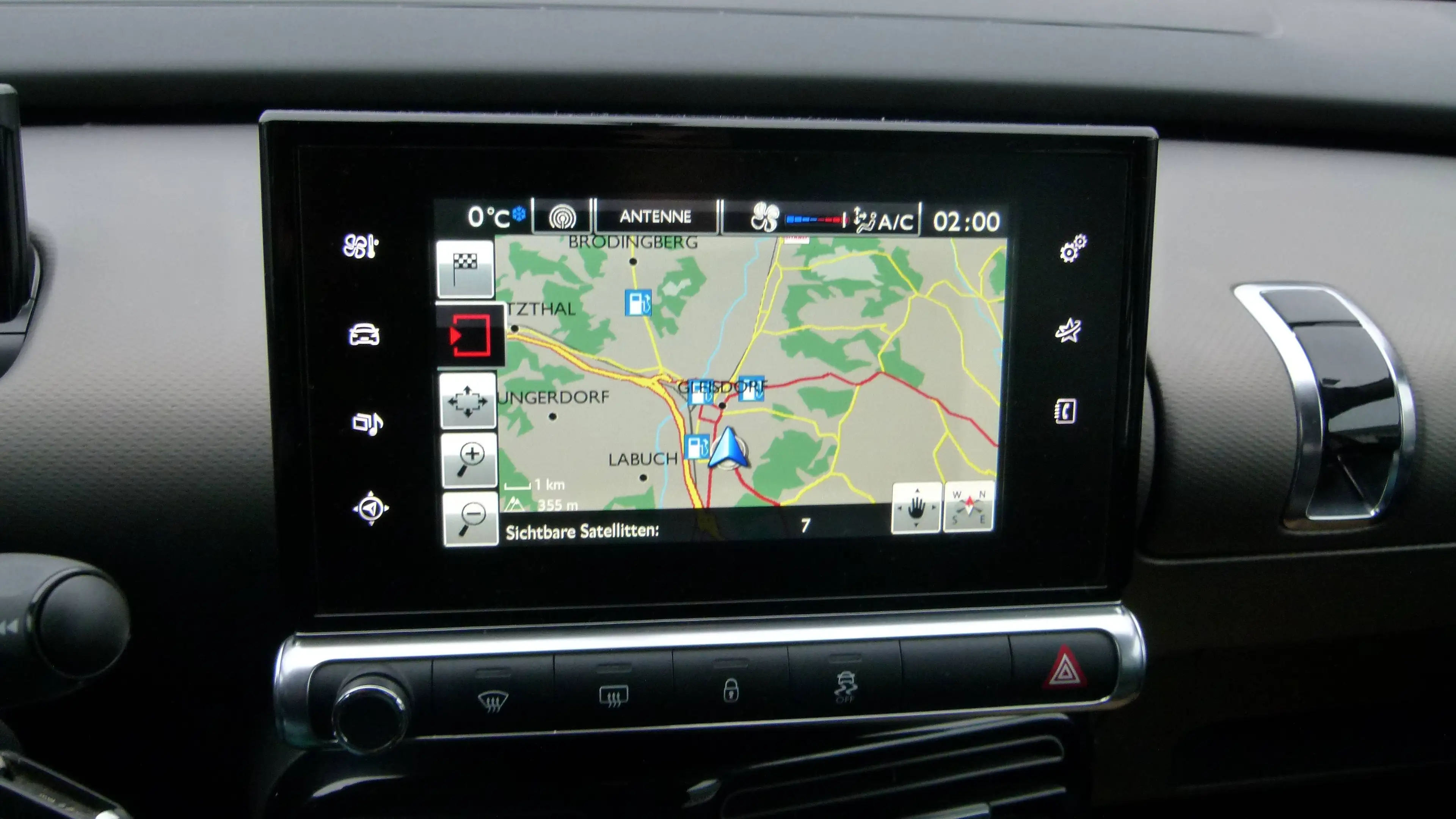 Citroen C4 Cactus 1,6 BHDI NAVI TEMPOMAT KLIMA — photo 17