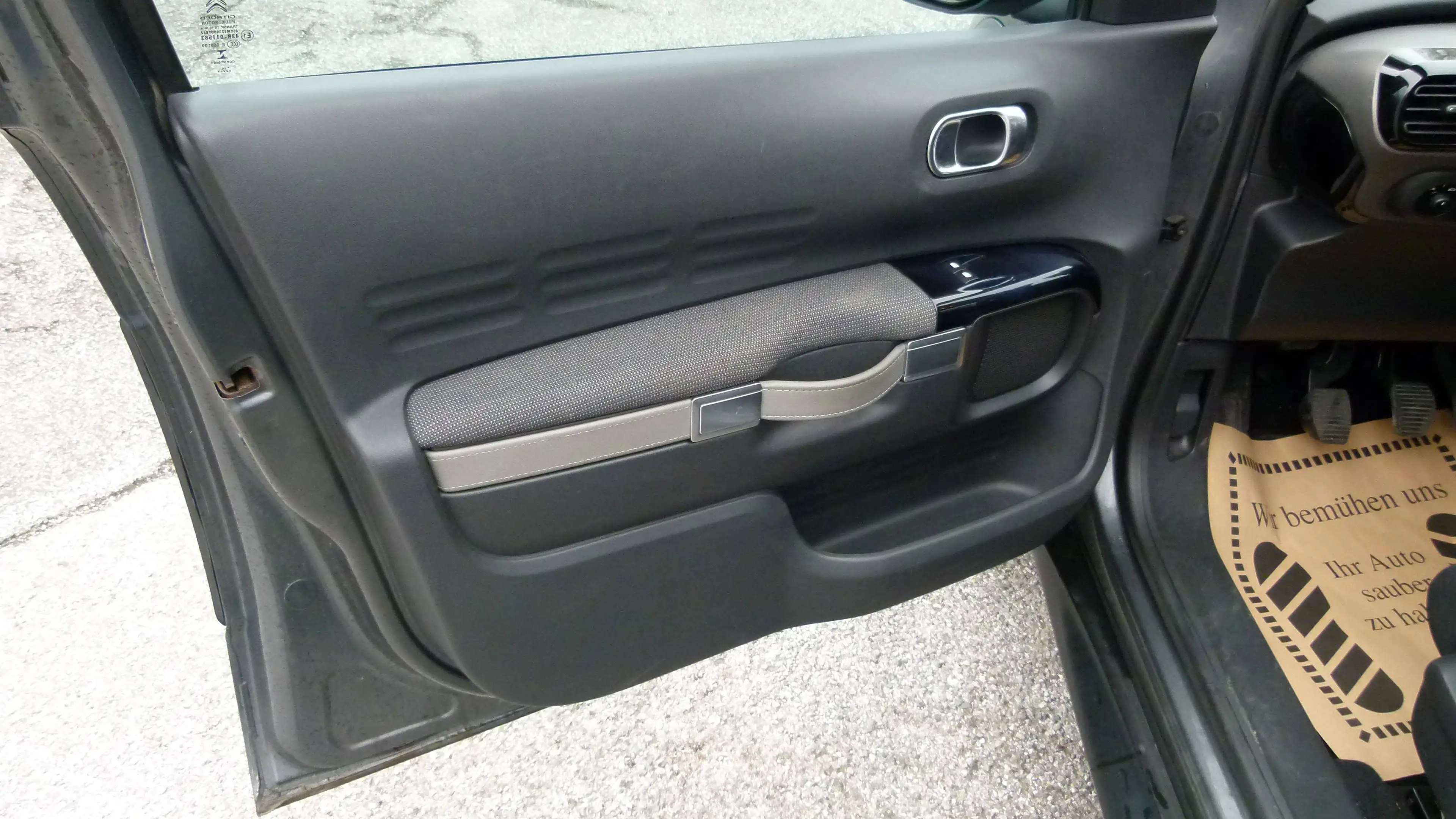 Citroen C4 Cactus 1,6 BHDI NAVI TEMPOMAT KLIMA — photo 11