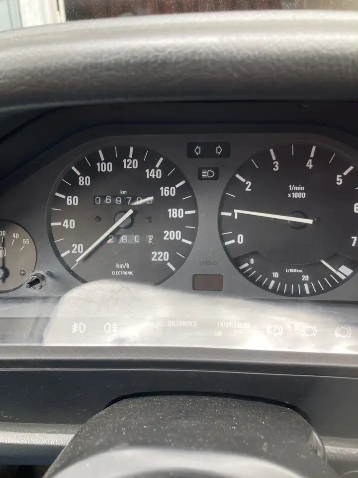 BMW 320 i Bauer Cabrio, foto 12