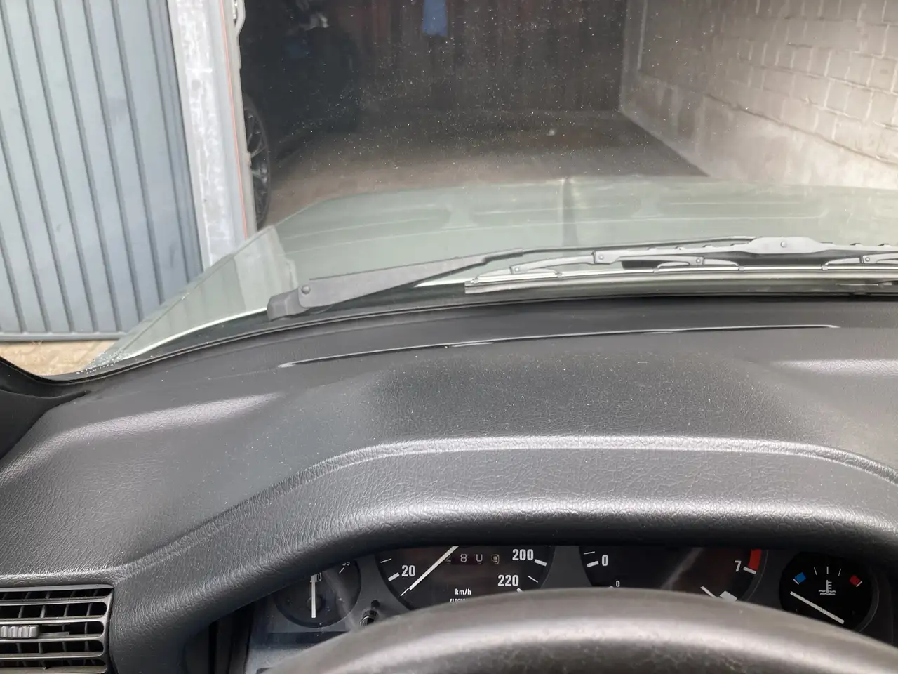 BMW 320 i Bauer Cabrio, foto 10