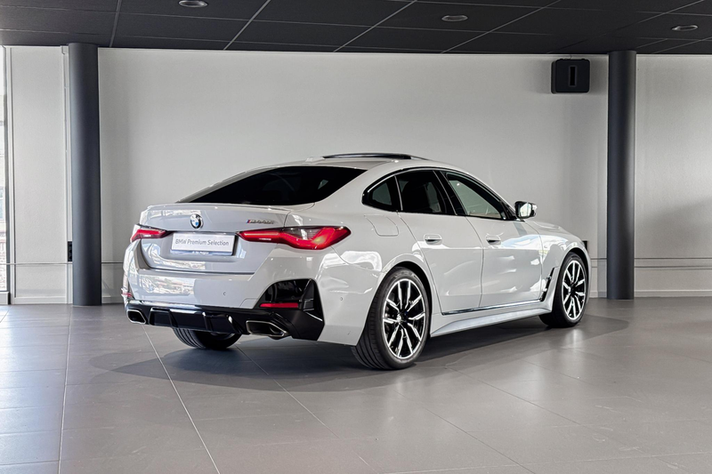 BMW 440 4 Serie Gran Coupé M440i xDrive High Executive | M — photo 6
