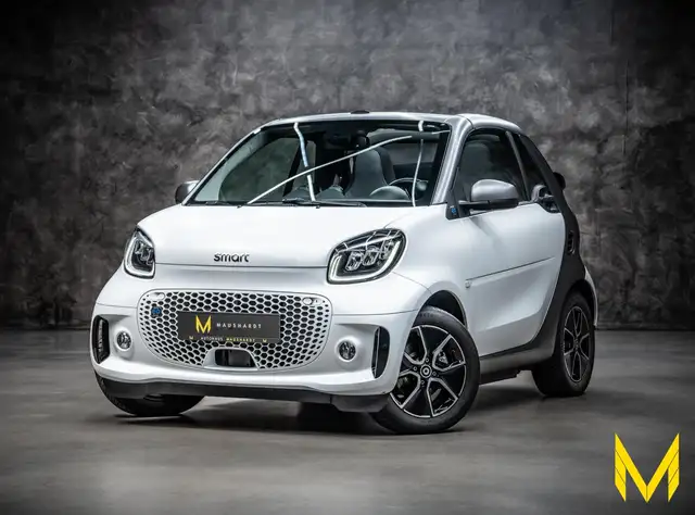 2024 Smart Fortwo in White for sale