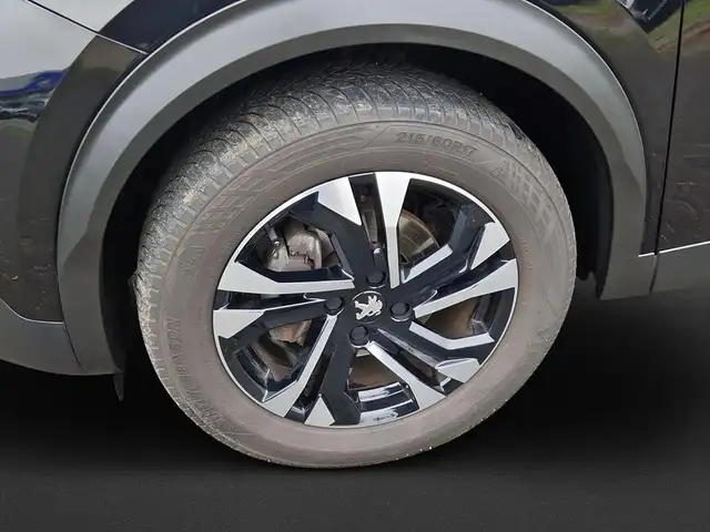 Peugeot 2008 view 10