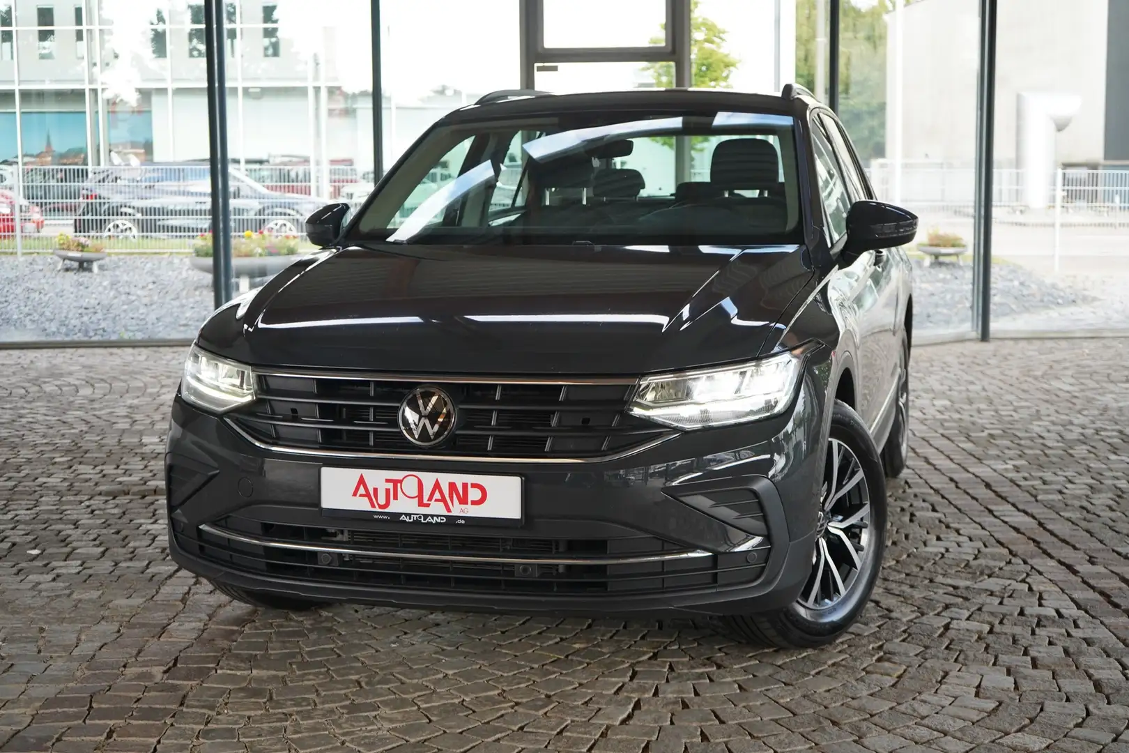 Volkswagen Tiguan 1.5 16V TSI Life LED ACC App-Connect DAB Gris - 2