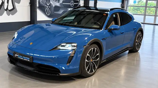 Porsche Taycan 4 Cross Turismo 93,4 kwh 4x4 476 pk btw aftrekbaar