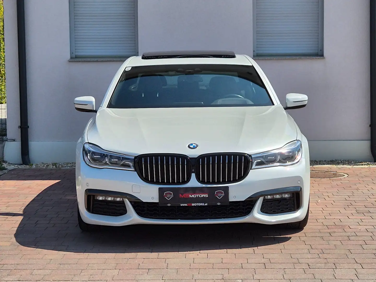 BMW 730 d xDrive M PAKET*HEAD UP*GLASSCHIEBEDACH*KREDIT Weiß - 2