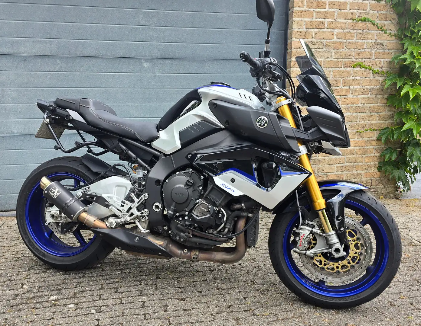 Yamaha MT-10 SP Zwart - 1
