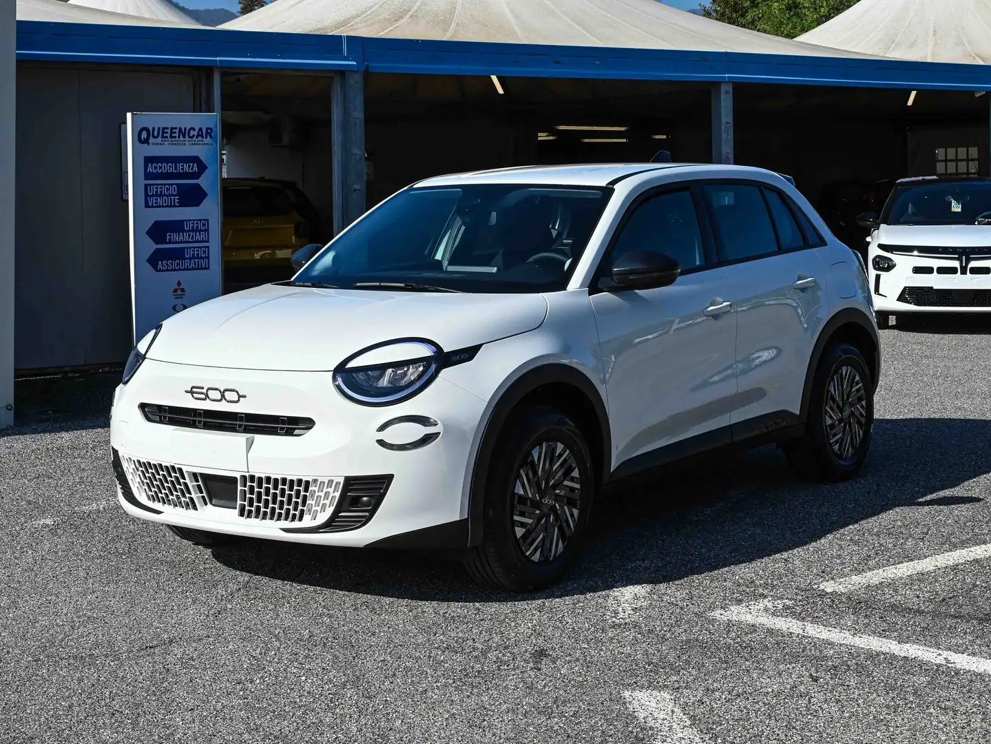 Fiat 600 1.2 hybrid 100cv auto Weiß - 1