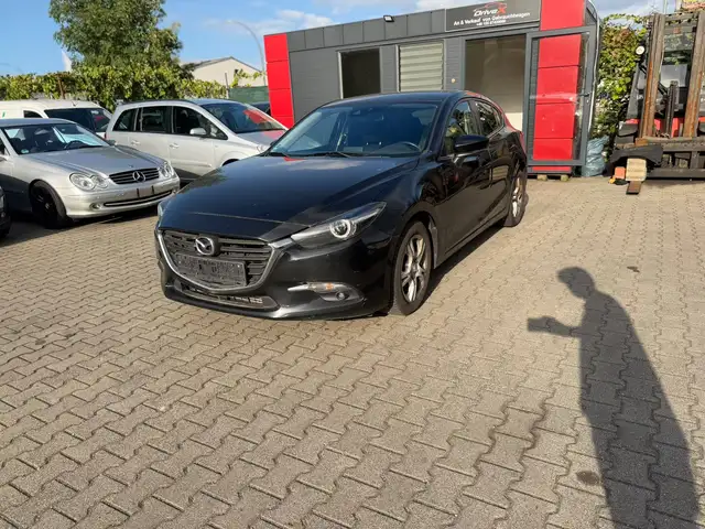 Mazda 3 Exclusive-Line