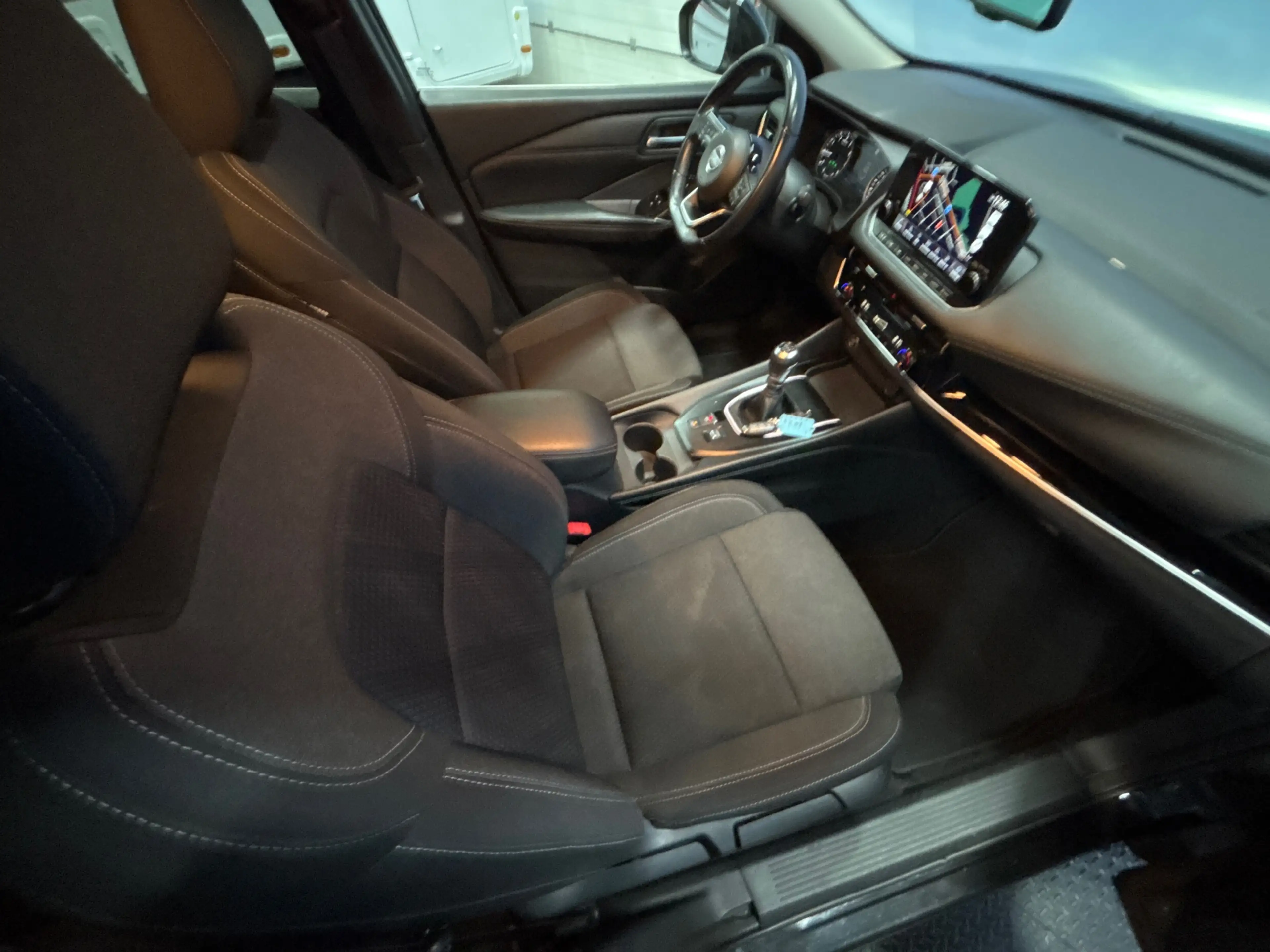 Nissan Qashqai 1.3 MHEV N-Style Camera 360, Carplay — photo 8