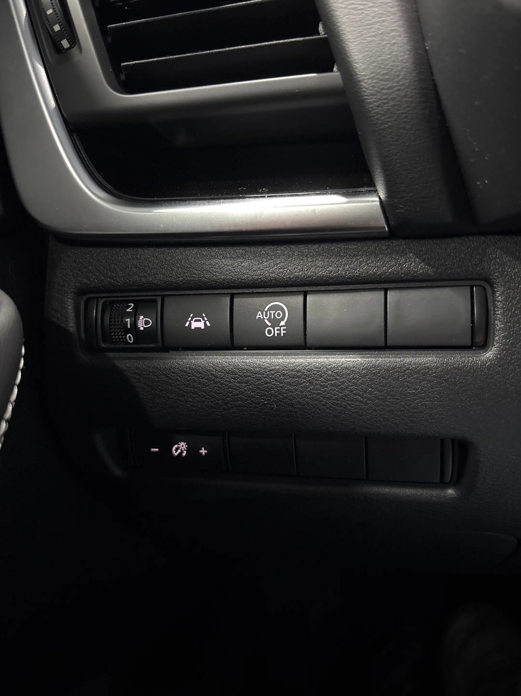 Nissan Qashqai 1.3 MHEV N-Style Camera 360, Carplay — photo 15