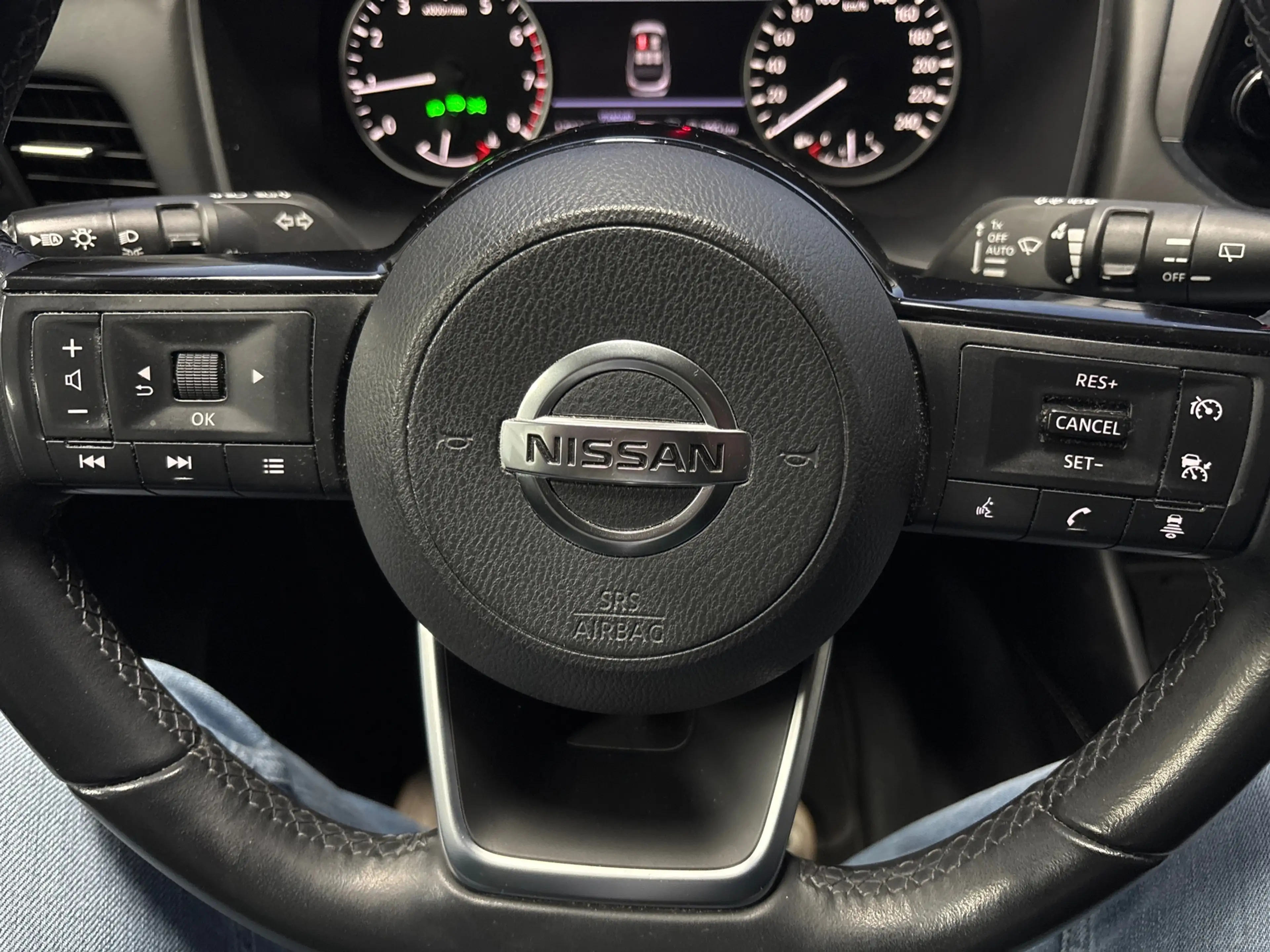 Nissan Qashqai 1.3 MHEV N-Style Camera 360, Carplay — photo 17