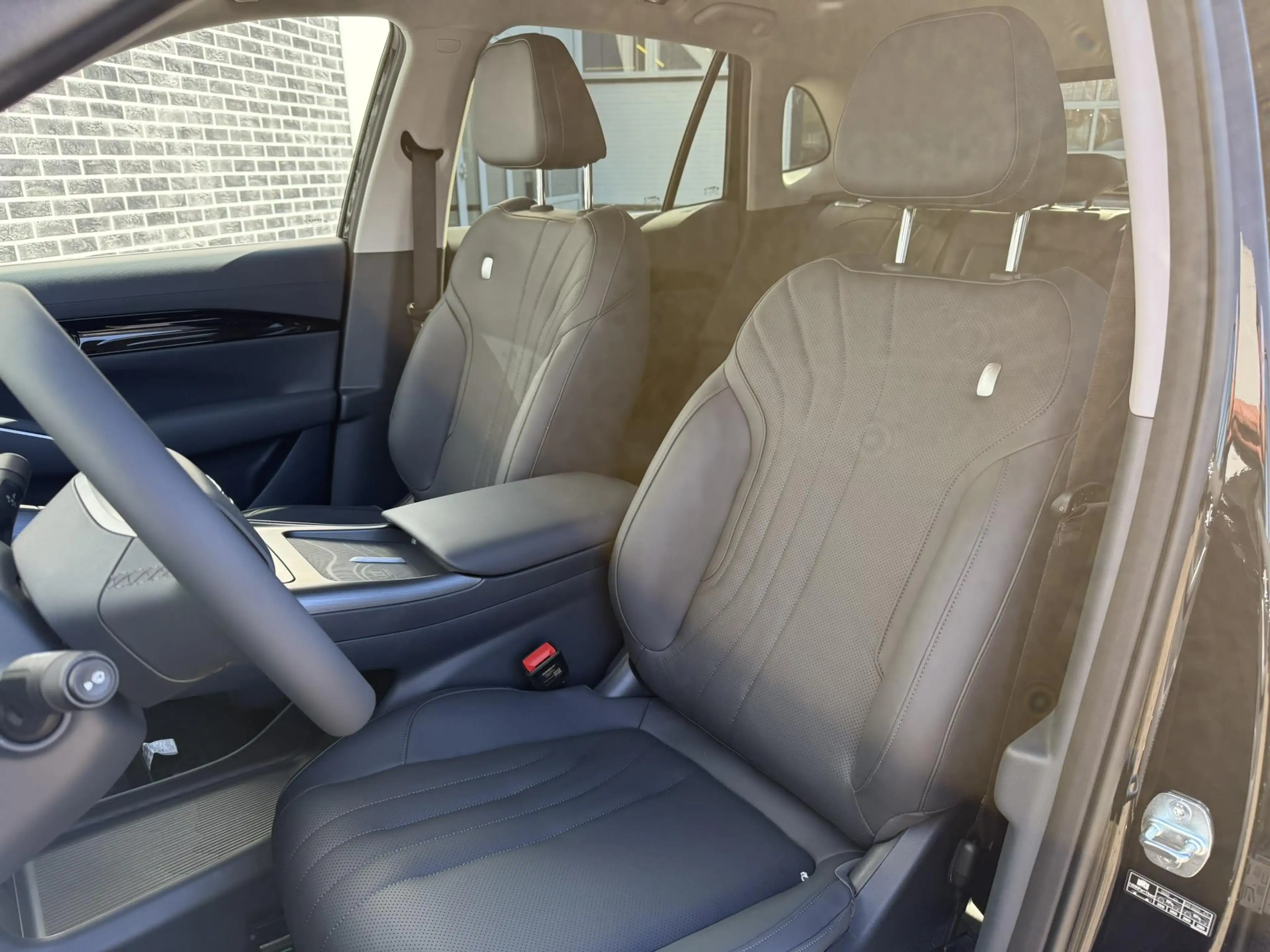 Geely E5 Pro 60 kWh | Verw. en Geventileerde voorstoelen | — photo 4