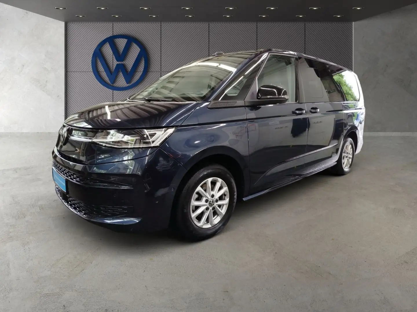 Volkswagen T7 Multivan T7 Multivan 2.0 TDI DSG Life LR Navi IQ.Light Fr Blau - 2
