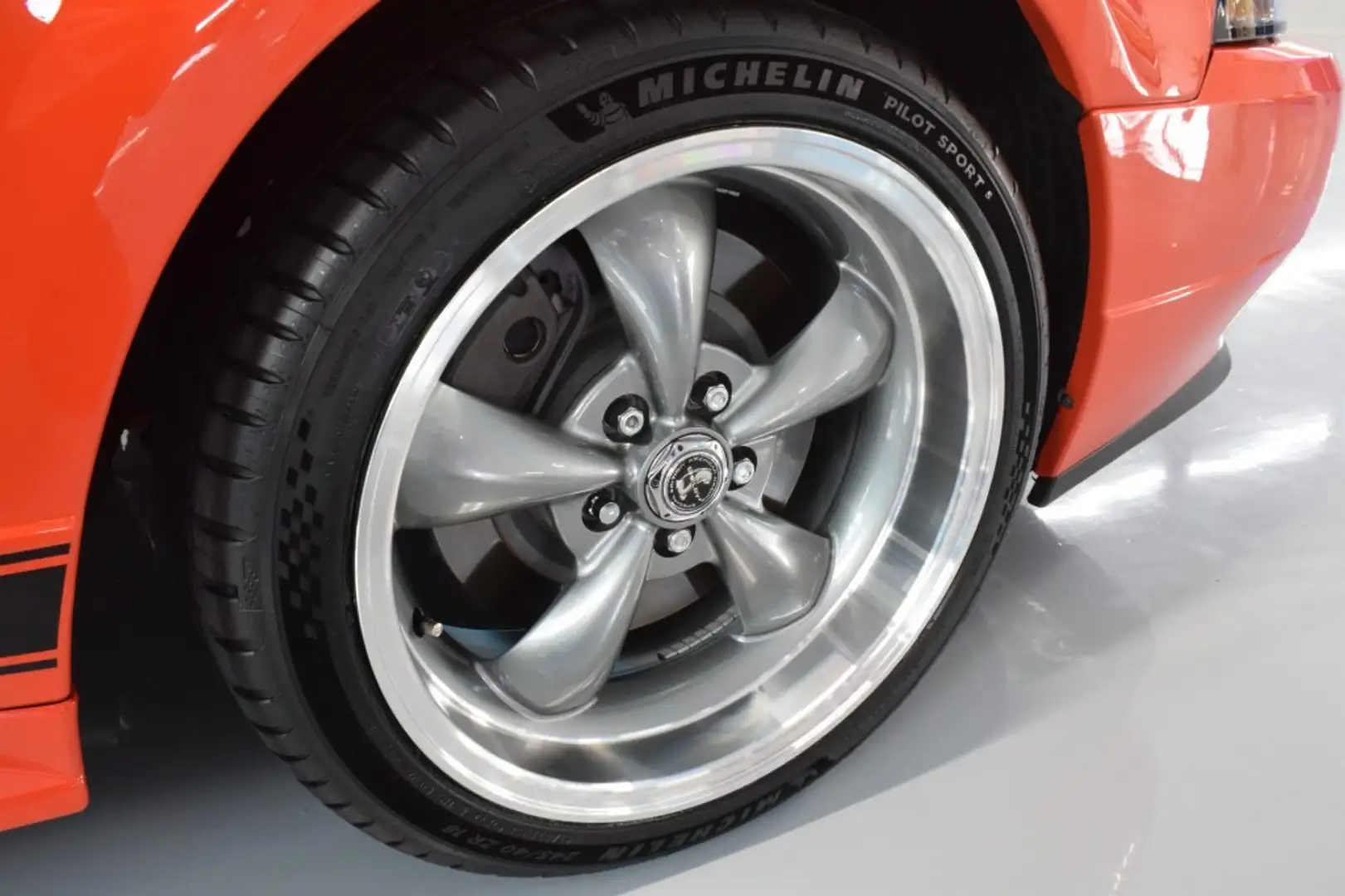 Ford Mustang USA MACH 1 (ex-Alice Cooper) Oranje - 2