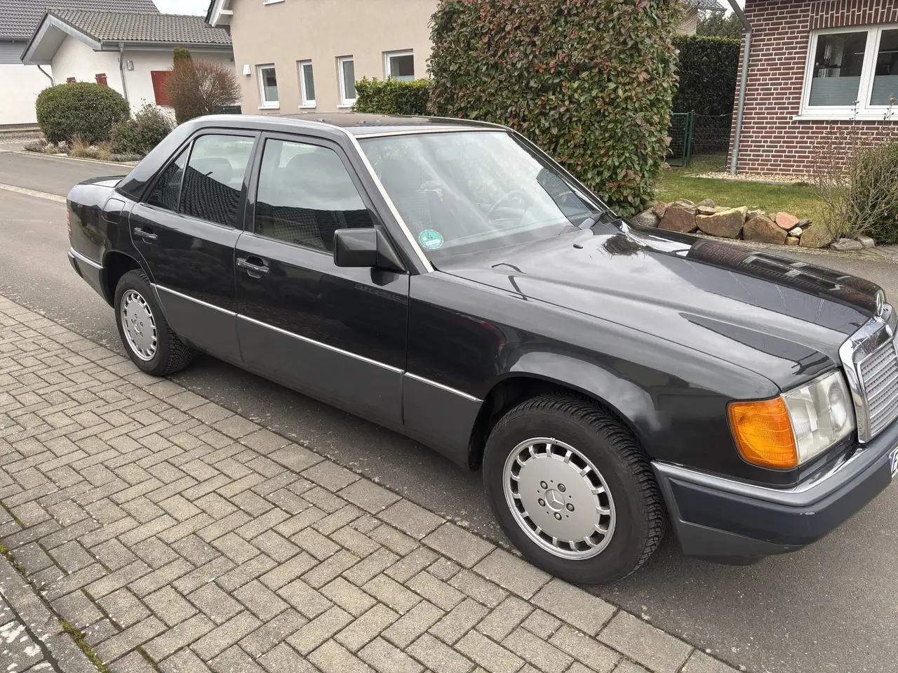 Mercedes-Benz E 230, foto 9