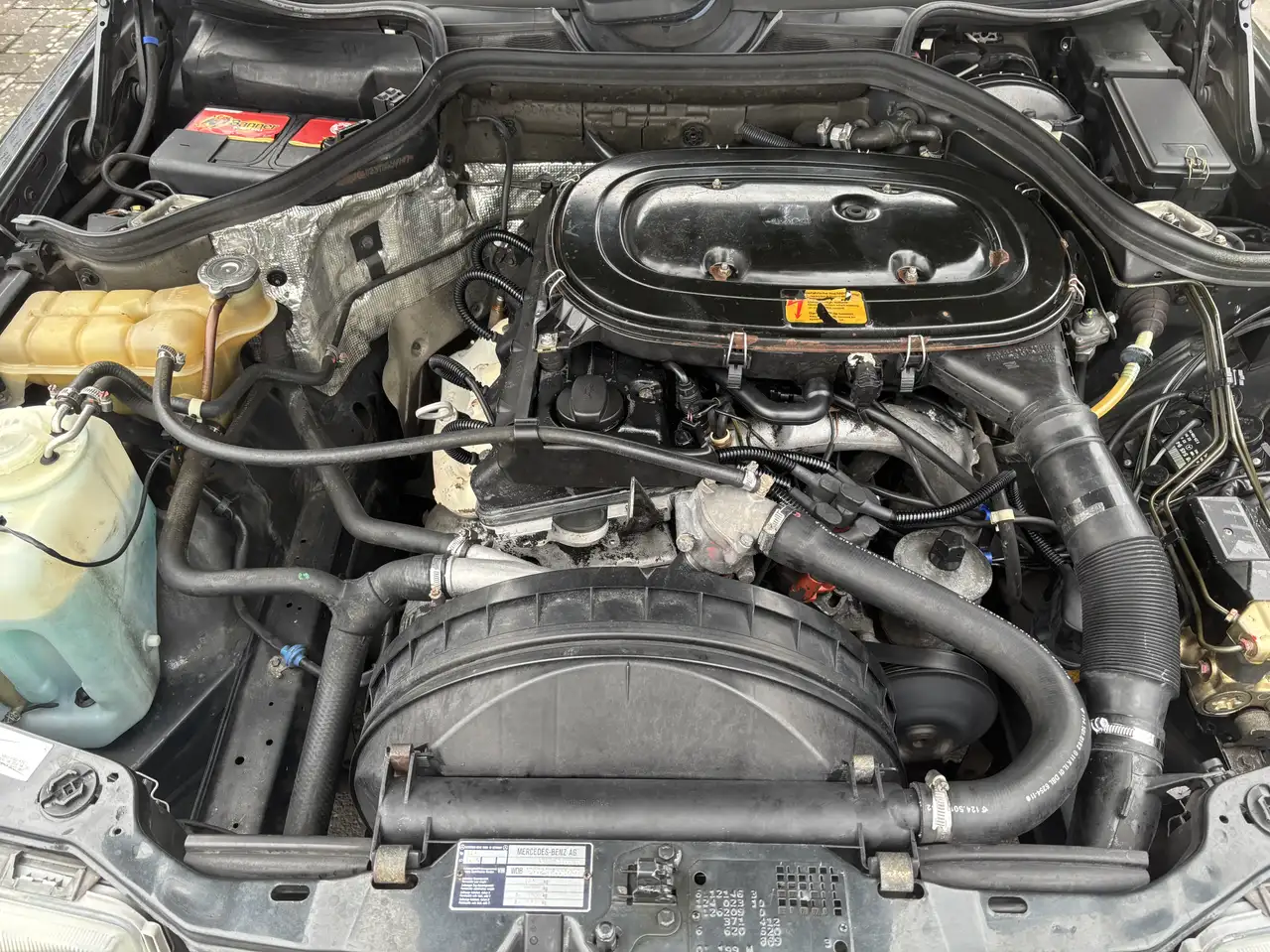 Mercedes-Benz E 230, foto 11