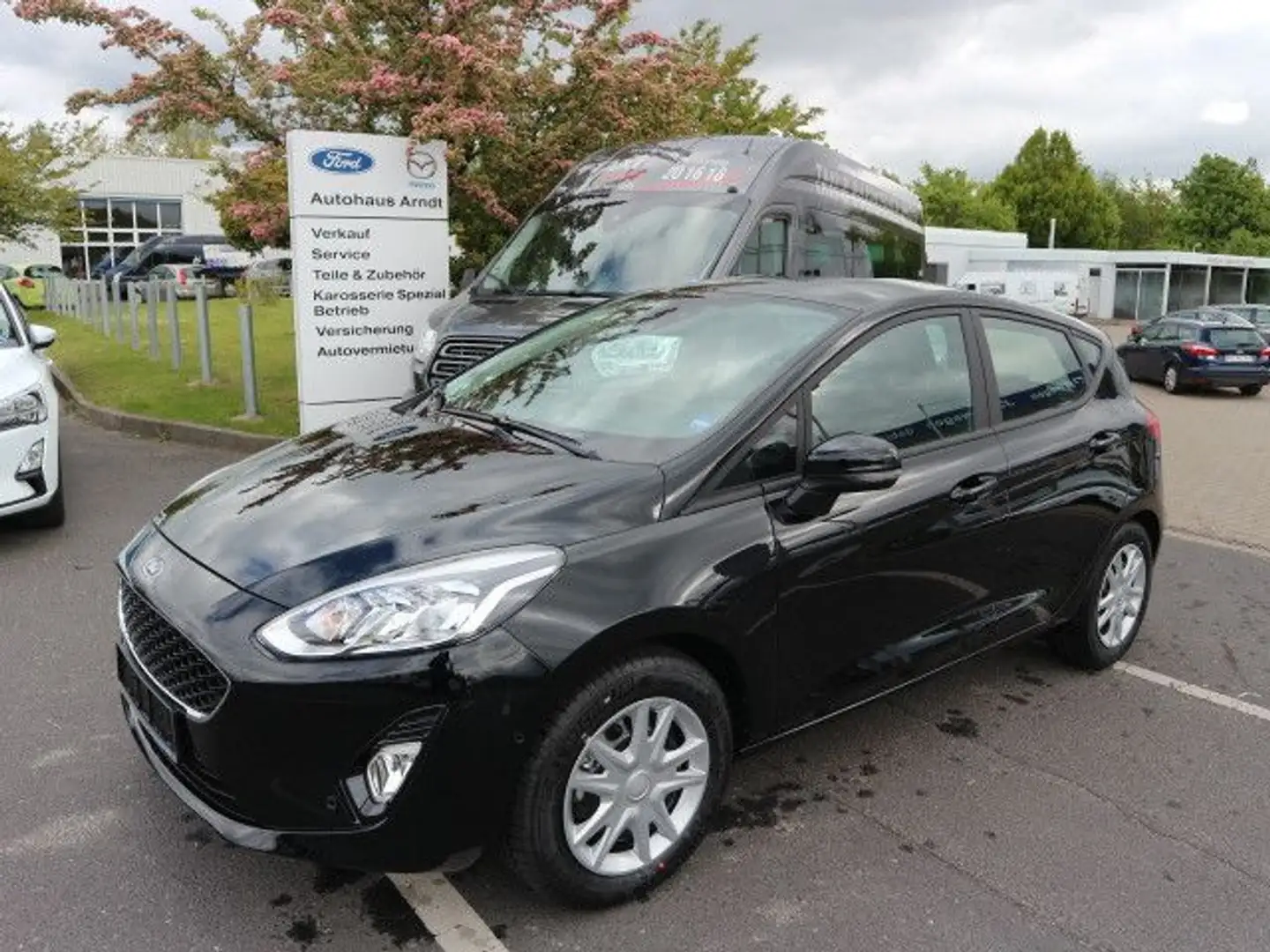 Ford Fiesta Cool & Connect 1,0L EB 100PS *PPS+RFK *SH Schwarz - 1