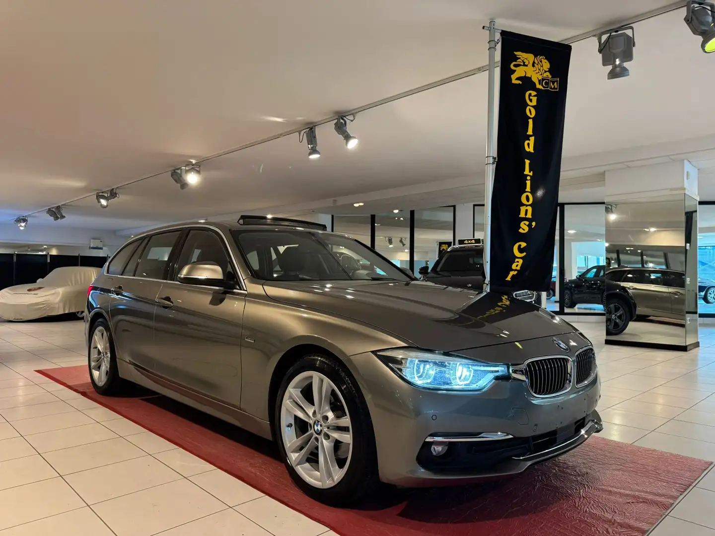 BMW 320 Touring LUXURY CRUISE ADATT*TETTO PANORAMA/APRIBIL Beige - 1