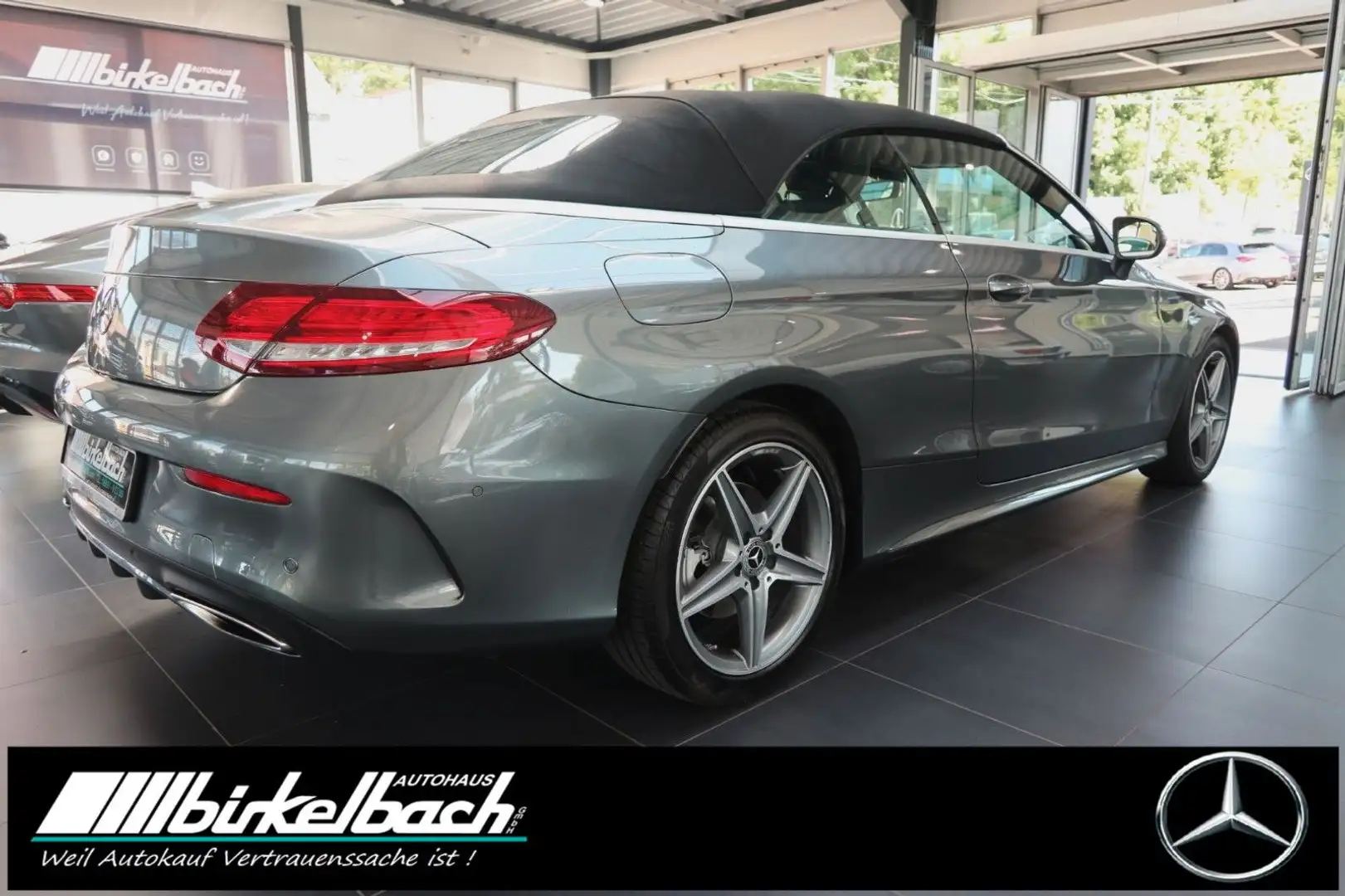 Mercedes-Benz C 180 AMG Cabrio 9G-Tronic LED MBUX Ambiente Grigio - 2