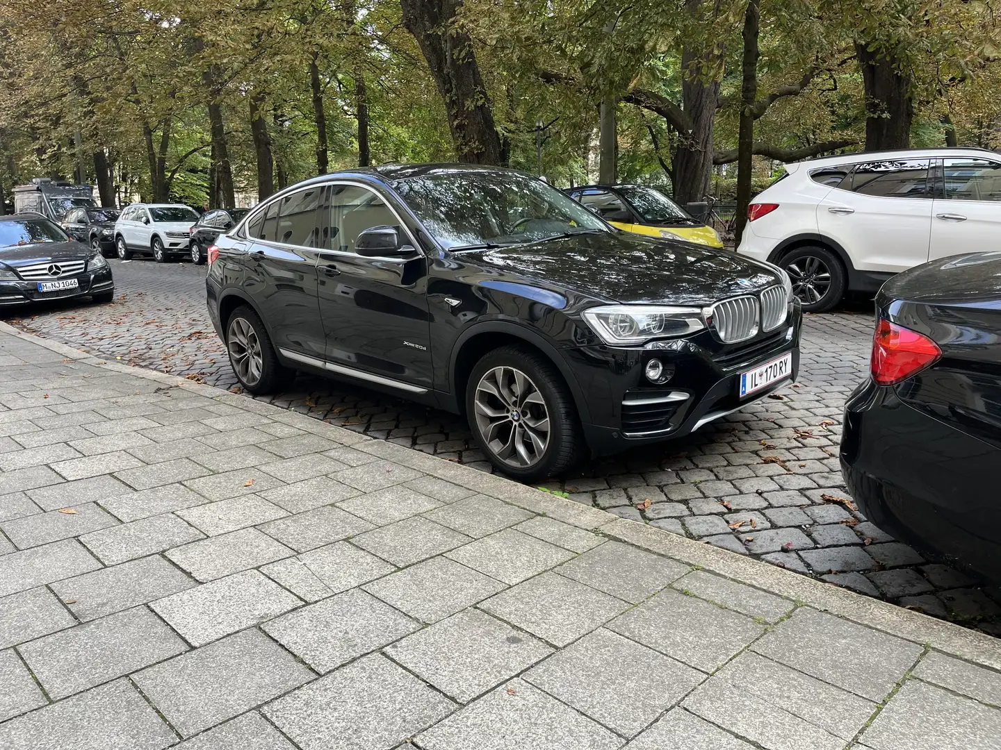 BMW X4 xDrive 20d xLine Aut. Pickerl Neu Super Zustand Schwarz - 1