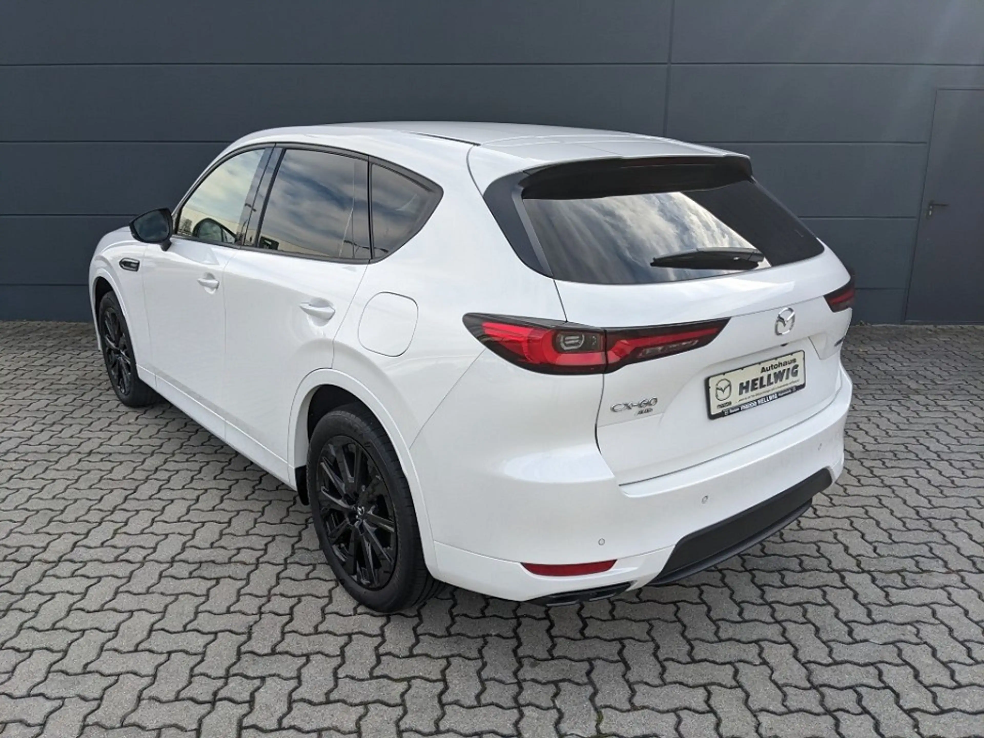 Mazda CX-60 2.5l PHEV AWD Homura alle Pakete AHK Bose 360° Kam — photo 4