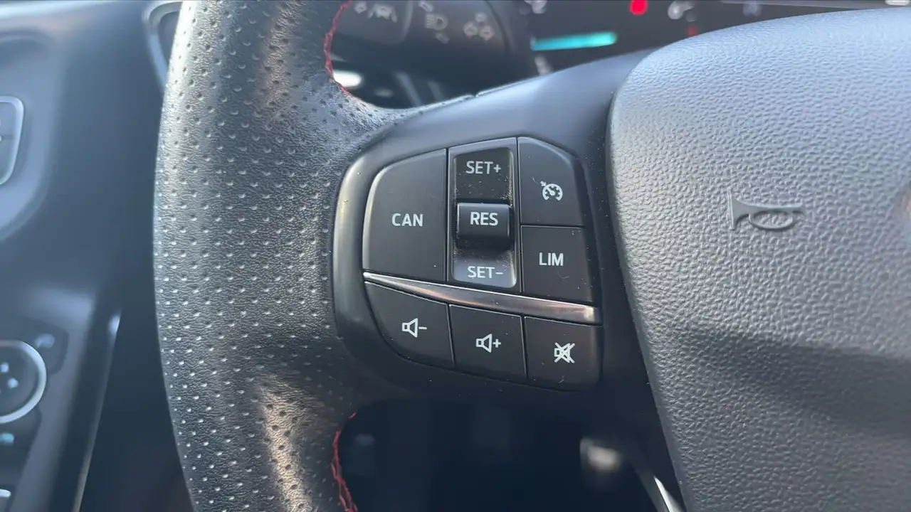 Ford Fiesta 5 portes — photo 26