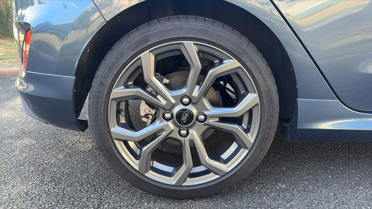 Ford Fiesta 5 portes — photo 16