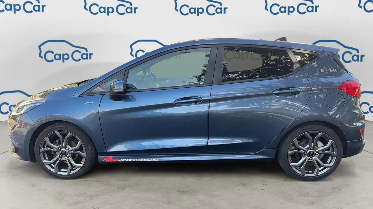 Ford Fiesta 5 portes — photo 2