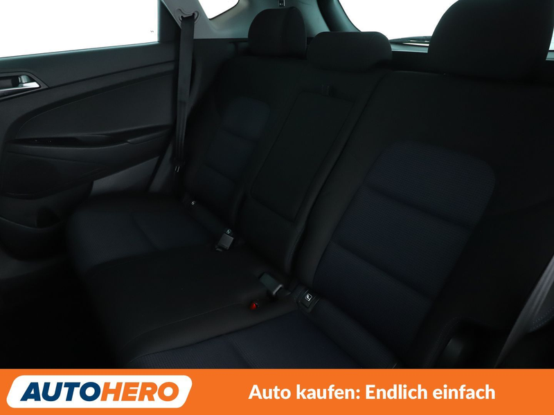 Hyundai TUCSON 1.6 TGDI Executive 4WD Aut.*NAVI*TEMPO*CAM*PDC*SHZ — photo 14