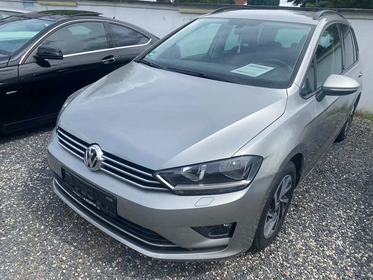 Volkswagen Golf Sportsvan Sound BMT Automatik /Navi/Sitzheizung Grau - 1