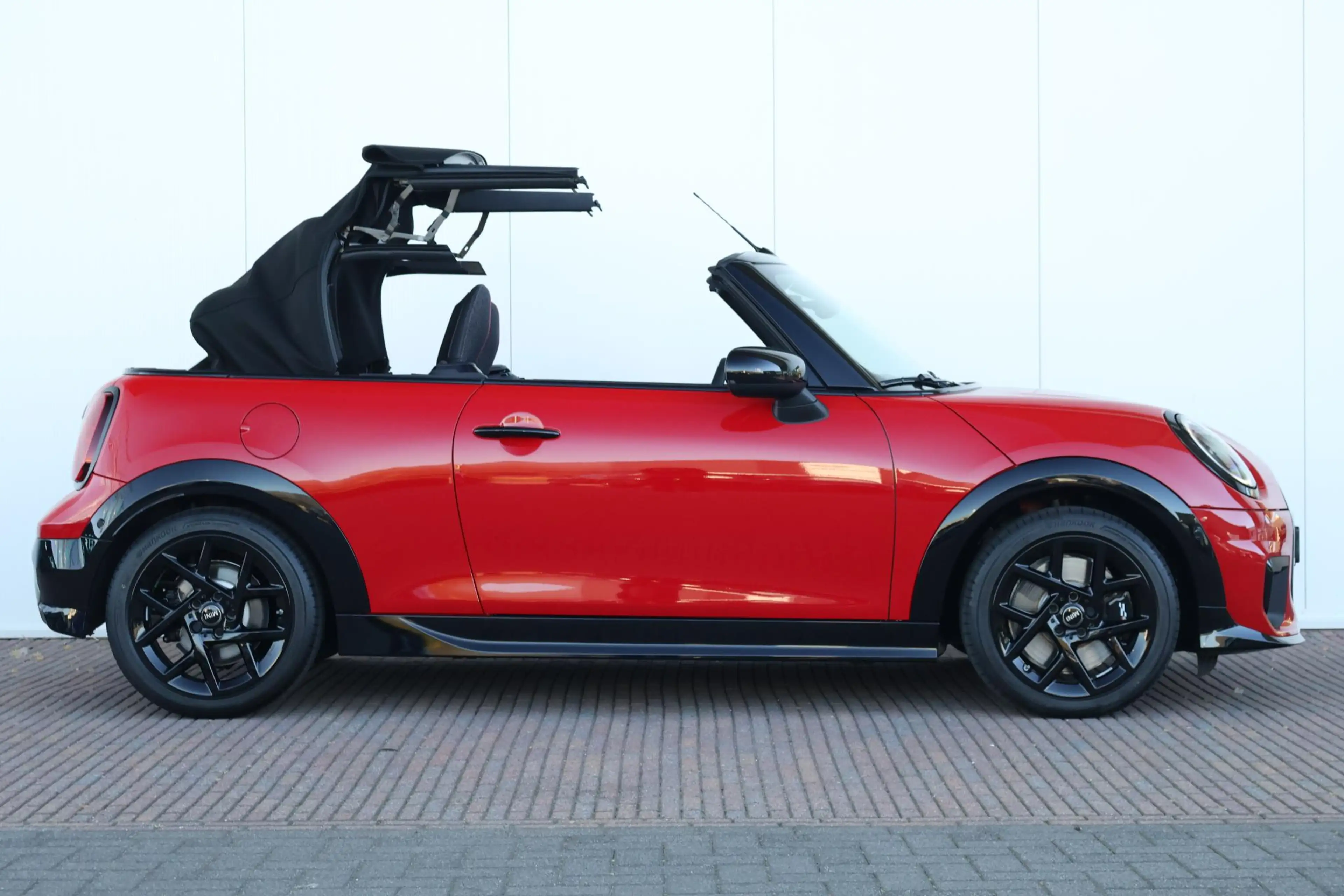 MINI Cooper C Cabrio 2.0 John Cooper Works M | Harman/Kardon Surround S — photo 6