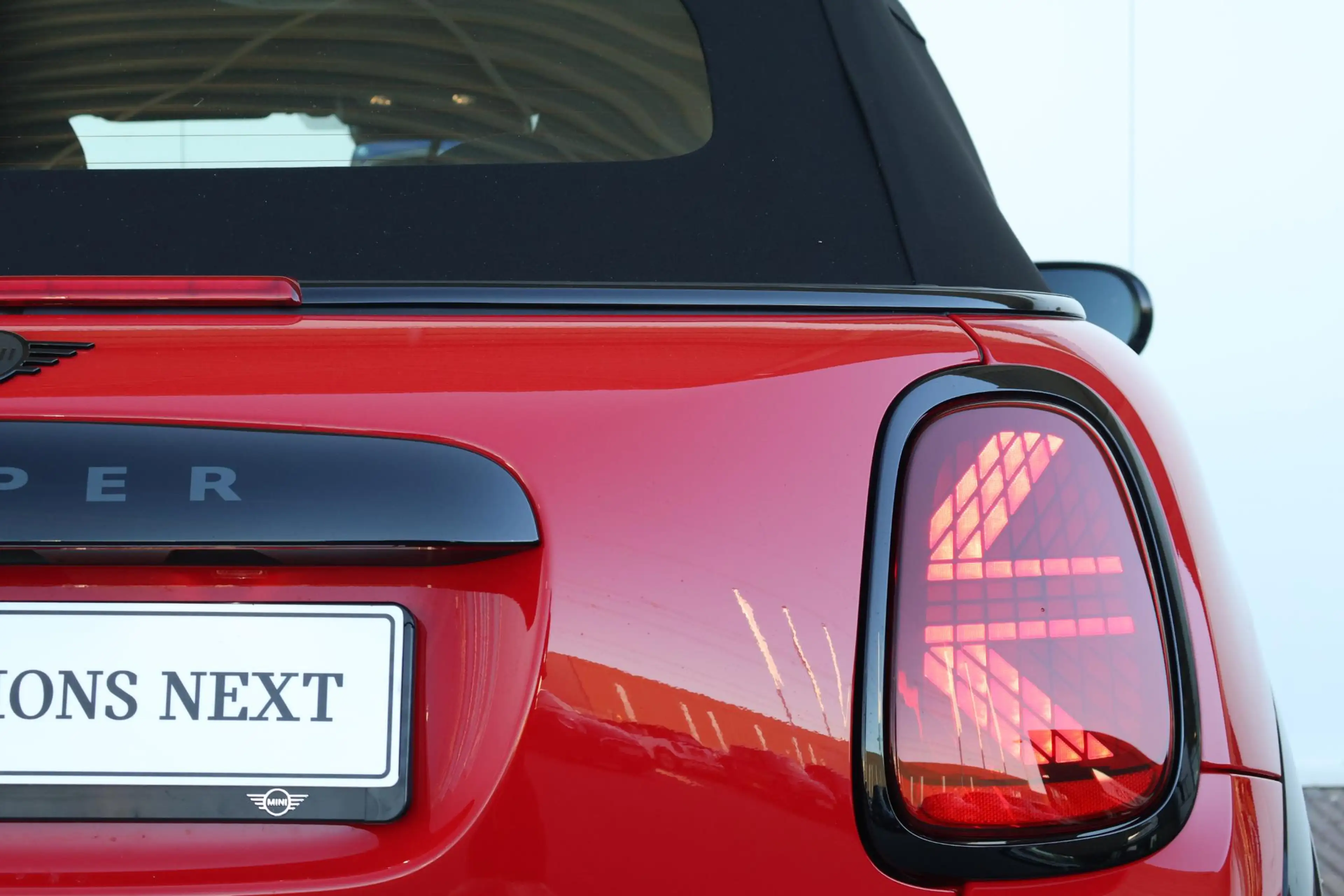 MINI Cooper C Cabrio 2.0 John Cooper Works M | Harman/Kardon Surround S — photo 11