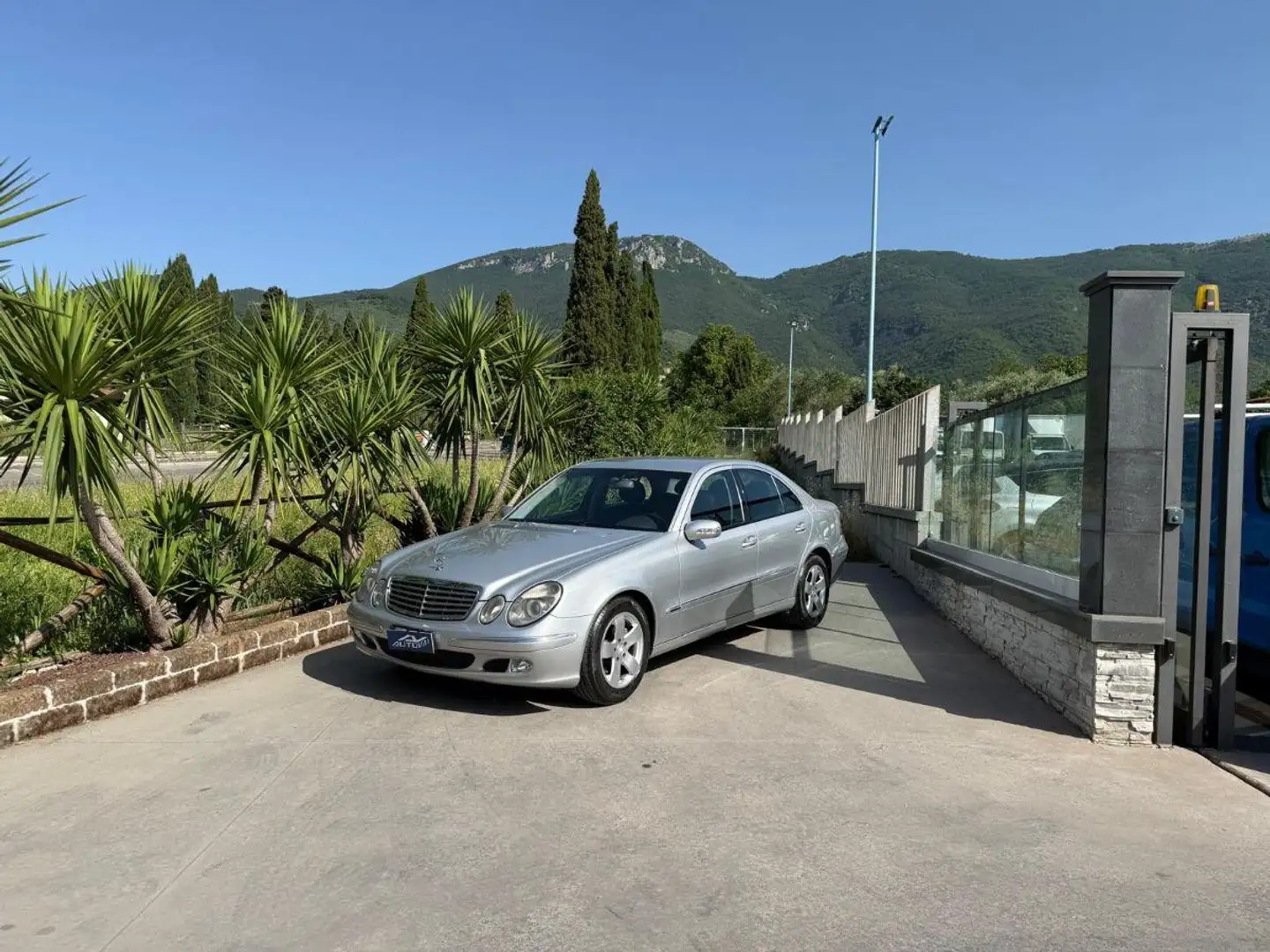 Mercedes-Benz E 270 270 CDI Elegance Grijs - 1
