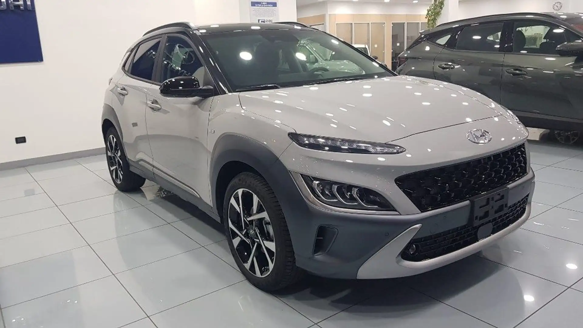 Hyundai KONA 1.0 T-GDI XTECK Argent - 2